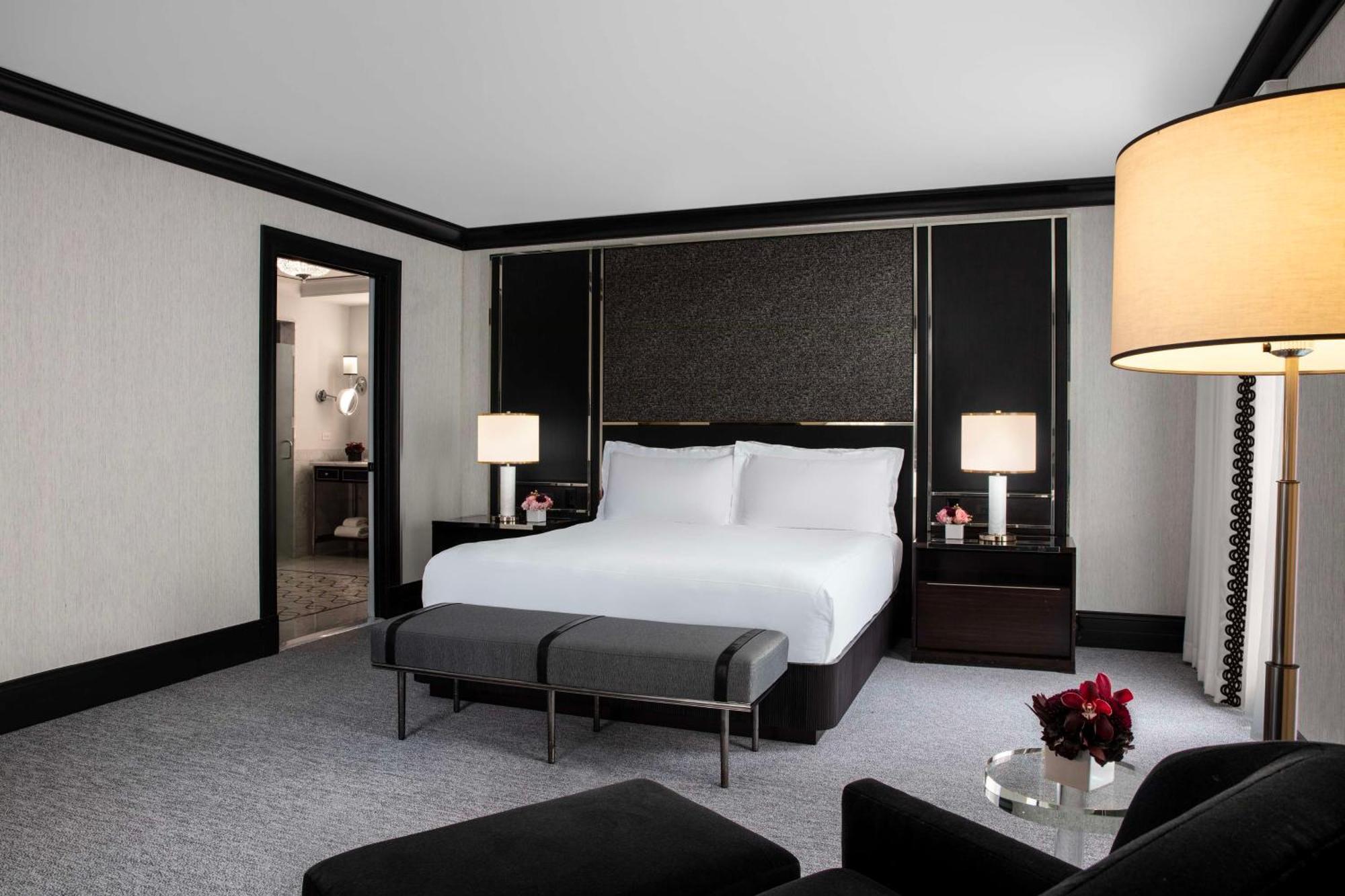 Отель Waldorf Astoria Чикаго Экстерьер фото